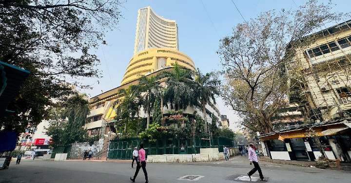 BSE's Derivatives Business Shines, But Regulatory Clarity Still Key: Jefferies