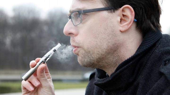 Vapes are 3,000 times dirtier than the average toilet seat, study reveals