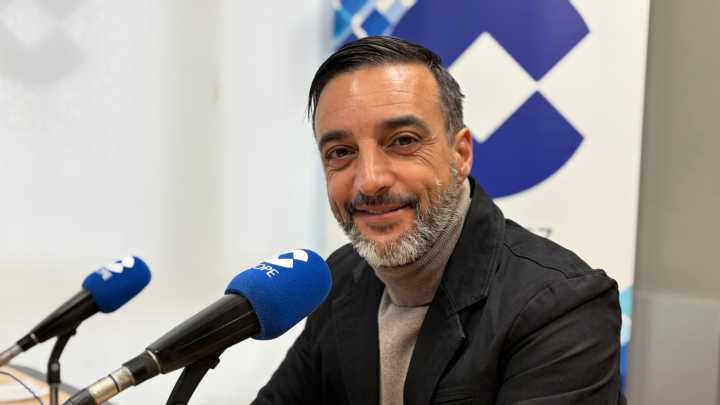 El PSOE frena la licitación de los nuevos autobuses de Jerez y tiende la mano a un acuerdo