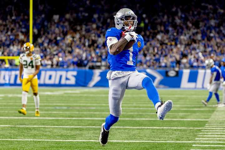PHOTOS: Detroit Lions, Green Bay Packers highlights from Thanksgiving Day battle