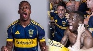 Luis Advíncula y su eufórica celebración tras victoria de Boca en el clásico ante River
