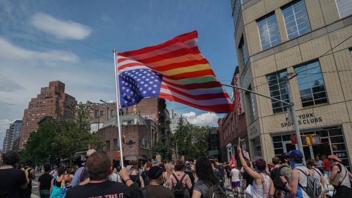 Victoria judicial para dos adolescentes de Oregón tras protestar contra un atleta trans en competiciones femeninas