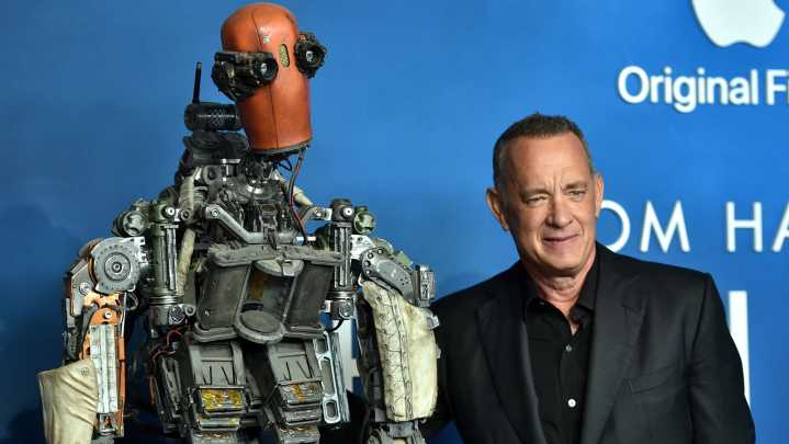 Tom Hanks' 2021 Sci-Fi Movie Is A Must-Watch For Apple TV Users