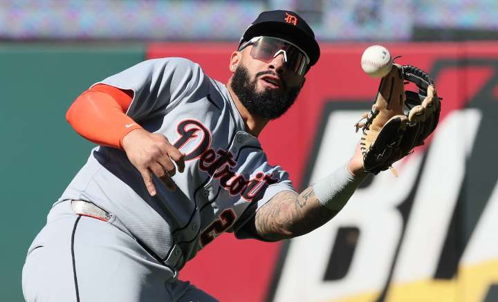 Why did so many eligible MLB stars shockingly accept the $22 million qualifying offer?