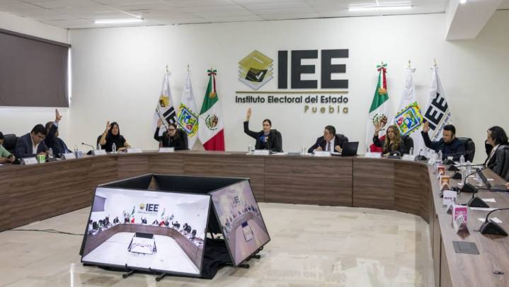 INE designa solo dos de tres consejerías para IEE Puebla