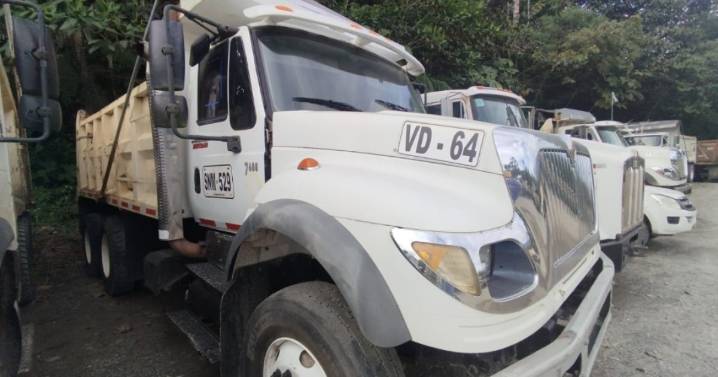 Así es como las subastas virtuales impulsan la venta de maquinaria y camiones en Colombia: Negocio en auge