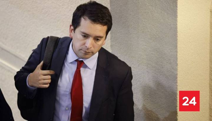 Caso "muñeca Bielorrusa": diputado Araya considera "oportuna" la investigación en su contra