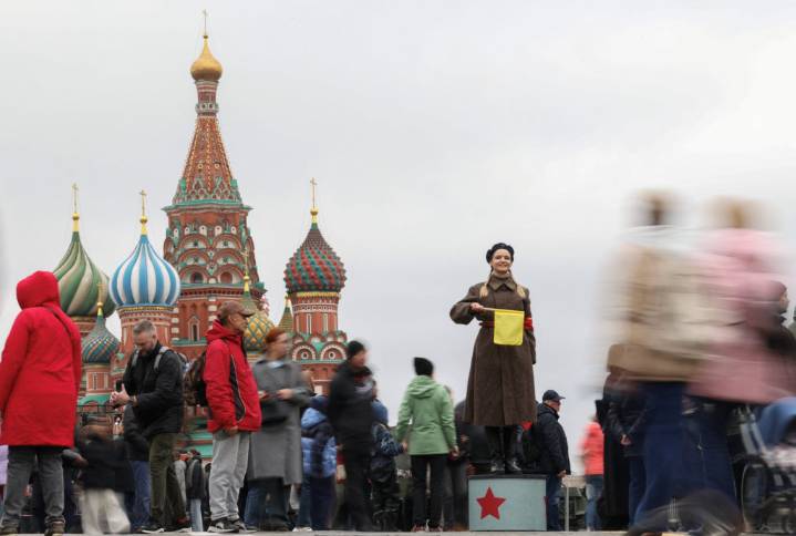 Russia's slowing wartime economy pushes Kremlin to increase taxes and fees