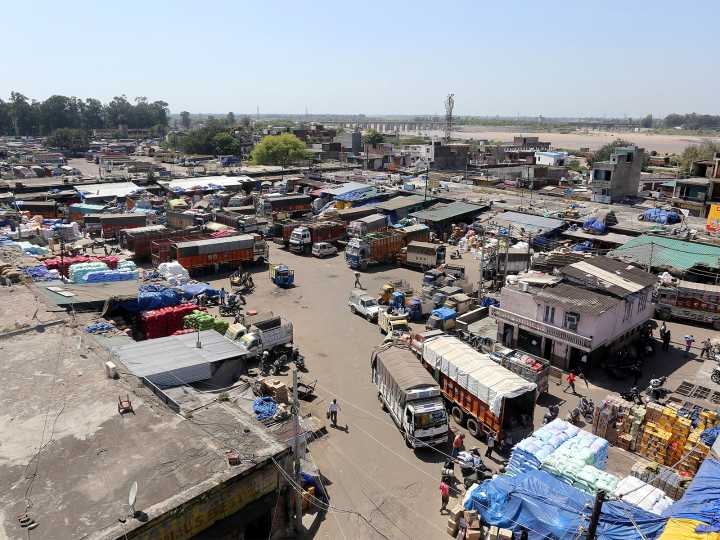 India’s warehousing & logistics sector rebounds 64% in Q3 CY2025