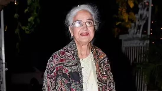 Veteran Actor Kamini Kaushal Passes Away At 98; Know Her Special Connection With Dharmendra