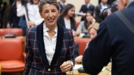Yolanda Díaz acusa a Junts de ayudar "al PP y a Vox" y advierte: "Quien obstruye, la paga"