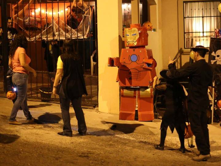 Vinculan a adolescente que mató a menor de 13 años en Halloween, en Nuevo León