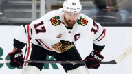 Blackhawks' Foligno takes puck off hand, will miss 4 weeks