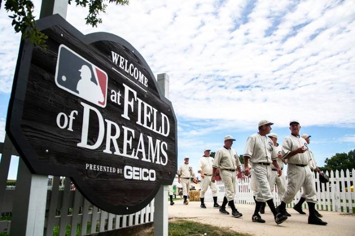 Twins, Phillies to meet in 2026 Field of Dreams game