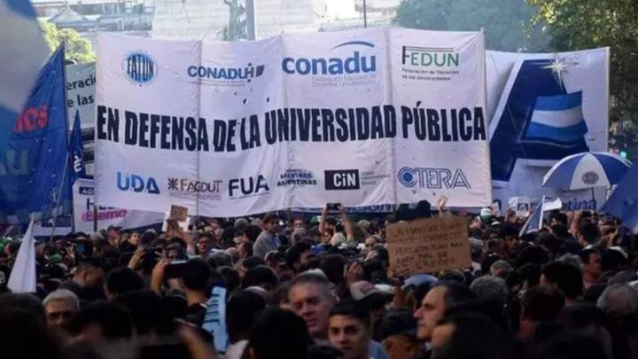 Las universidades públicas convocan a un paro por 72 horas