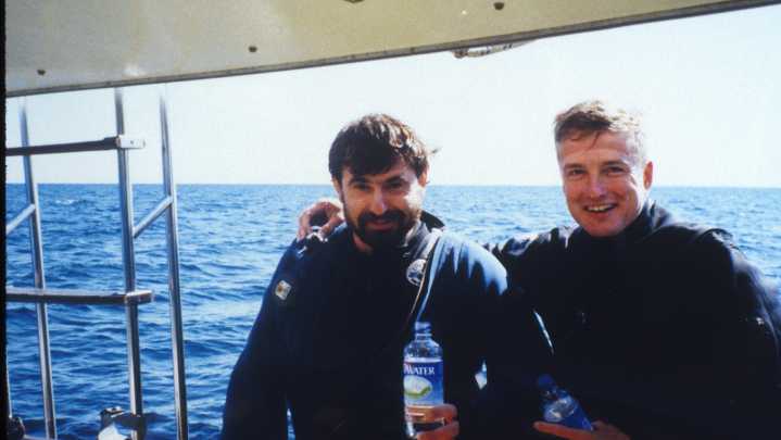 These divers got up-close views of Edmund Fitzgerald wreckage in 1990s
