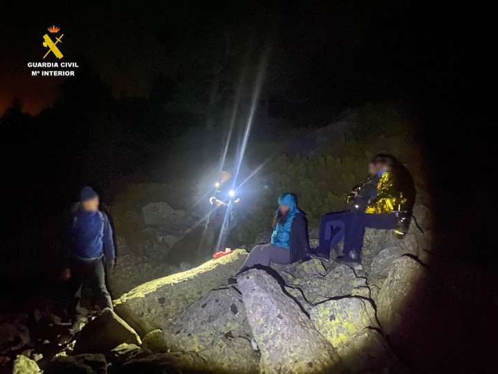 Rescatadas 4 personas, 2 menores, perdidas en Lomos de Orios