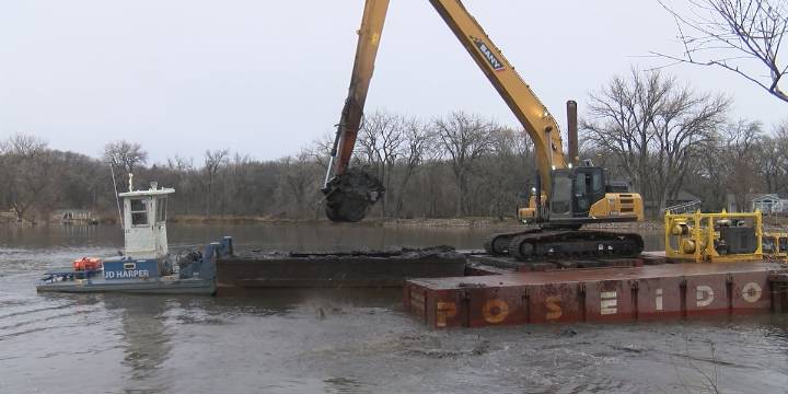 Turtle Lake dredging project underway as organizers seek funding for additional waterways