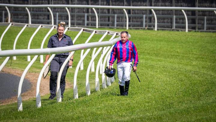 Concussion blow
Comments
Premium