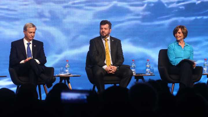 Matthei: A los chilenos "les importa un pito" una eventual foto con Kast y Kaiser como gesto unitario