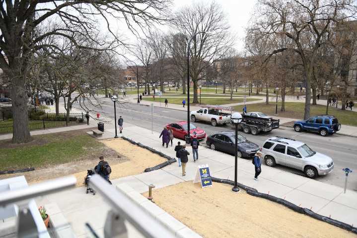 Homesick international students at University of Michigan bond during Thanksgiving