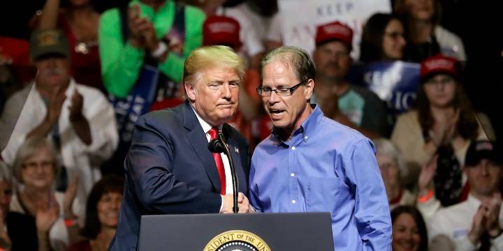 President Trump criticizes Indiana Republicans over redistricting vote delay