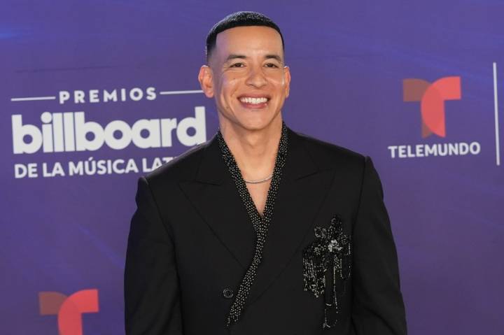 Bizarrap, Daddy Yankee to headline halftime show at NFL's first game in Spain
