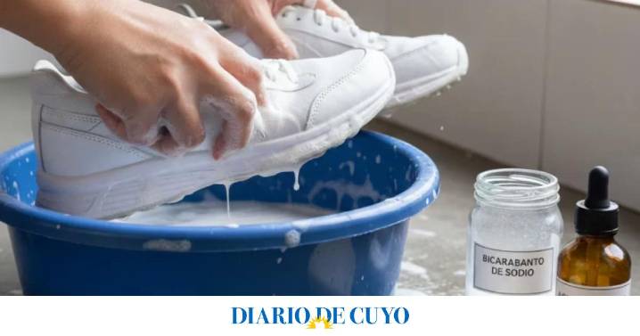 El truco casero de un experto en limpieza para que las zapatillas blancas queden como nuevas
