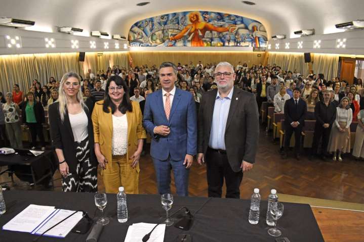 Zdero participó de la apertura del Congreso Internacional de Discapacidad