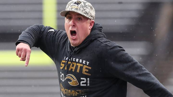 Screaming match breaks out between coaches after football state championship game