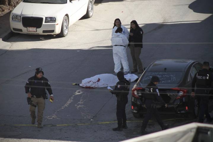 Asesinan en plena vía pública a Agente Estatal en el Florido II Sección