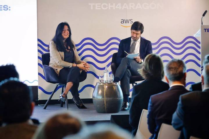 Lorena Orduna viaja a Irlanda para conocer el impacto de los centros de datos de AWS