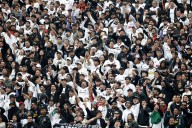 Blanco y Negro se querella contra cuatro barristas de Colo Colo por incidentes en el Estadio Nacional