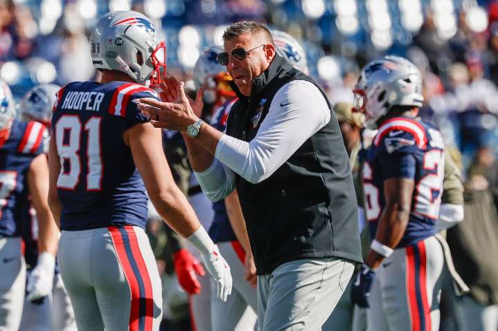 Live Coverage: Patriots face tough test in Buccaneers with six
