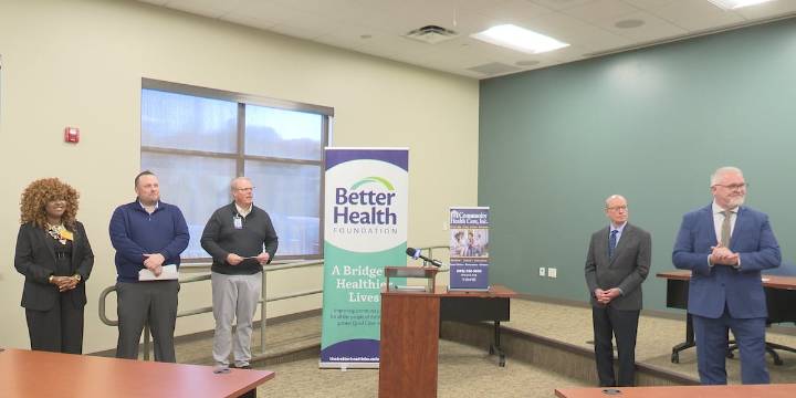 ‘Absolutely a crisis’: Local group awards $1M to improve prenatal care in Quad