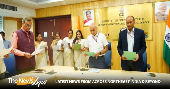 MoEFCC commemorate 150 Years of ‘Vande Mataram’ with patriotic rendition, plantation drive and exhibition