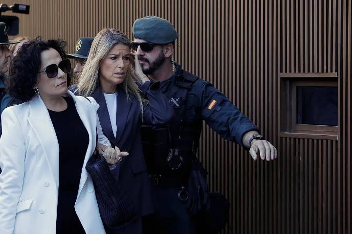 Maribel Vilaplana: Maribel Vilaplana revela que habló con Mazón la noche de la dana: "Me dijo 'esto es muy gordo, muy grave' y que no supo nada durante la comida"
