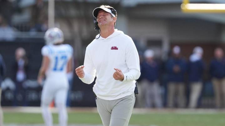 LSU has arranged for 2 private jets to pick up Lane Kiffin, others. Here are the details.