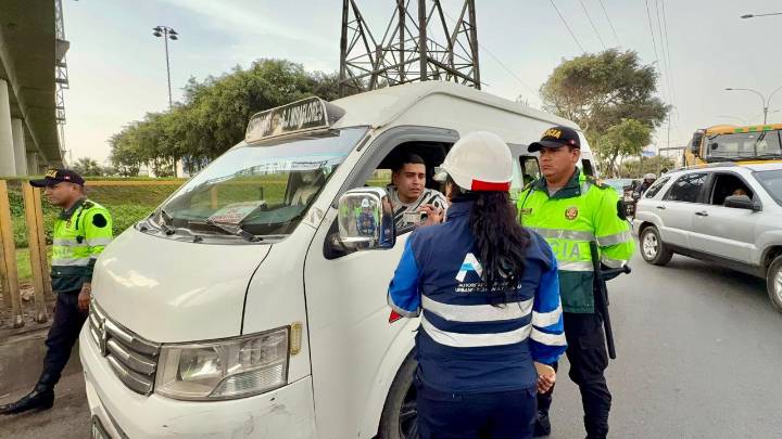 Emergencia: la ATU retira de circulación más de 430 unidades del transporte informal