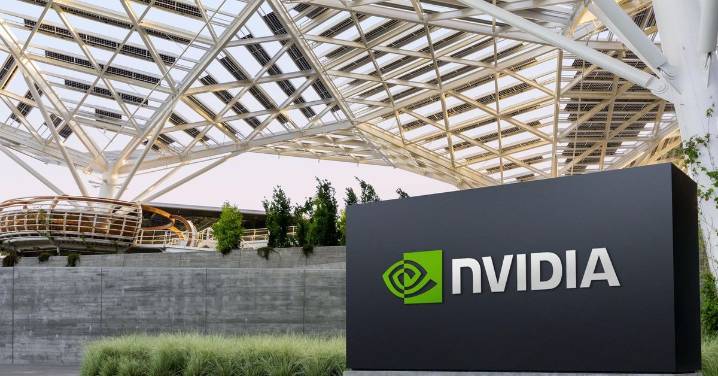 Nvidia factura 57.000 millones de dólares en un trimestre histórico impulsado por la inteligencia artificial