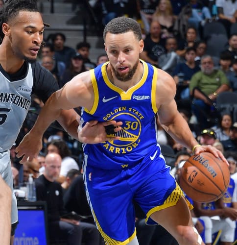 Stephen Curry brindó un recital ofensivo en la NBA Cup (+Video)