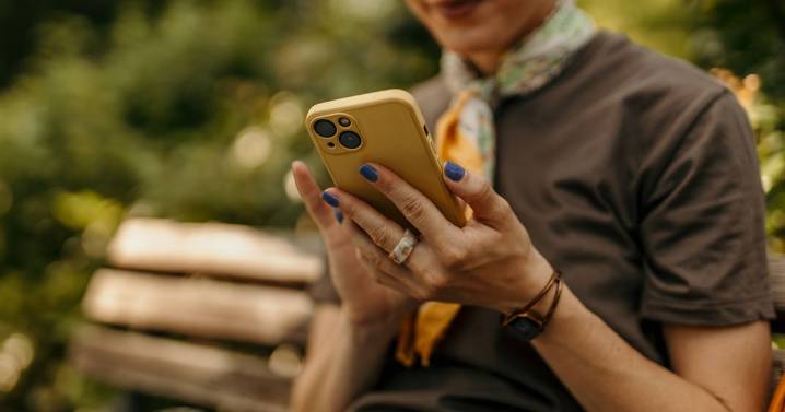 5 ways hackers could get into your phone to steal data - and how to protect your device