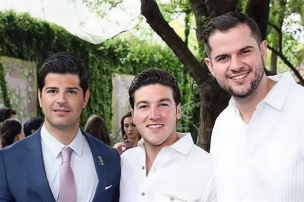 Hace negocio Samuel con apoyos escolares