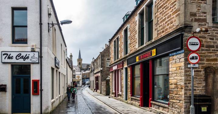 Scottish seaside town with only 2500 people named among best