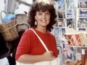 Murió a los 85 años Pauline Collins, la inolvidable protagonista de "Yo amo a Shirley Valentine"