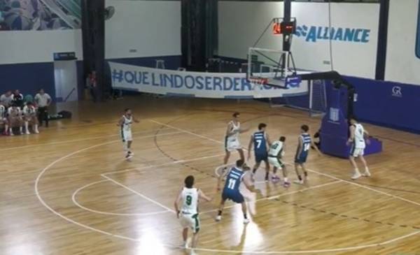 Villa Mitre tampoco pudo ante Racing y volvió sin nada de su primera gira