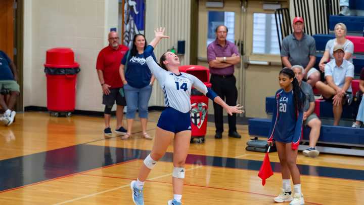 Vote now for The Daily Advertiser Athlete of the Week (Oct. 27