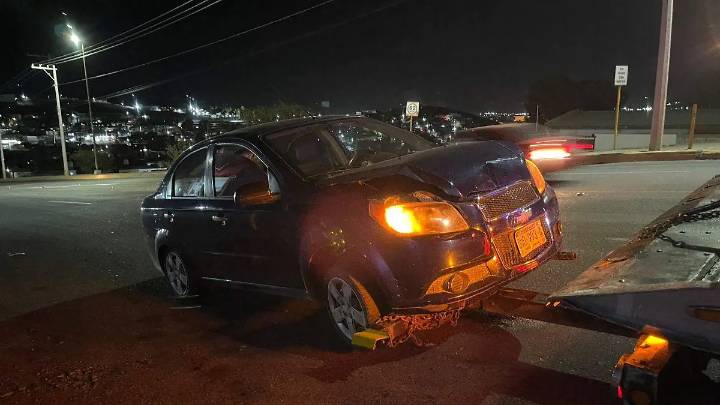 Accidente múltiple frente al Ahorro de Reforma deja lesionados en Parral