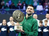 Djokovic se baja del ATP Finals tras quedar campeón en Atenas