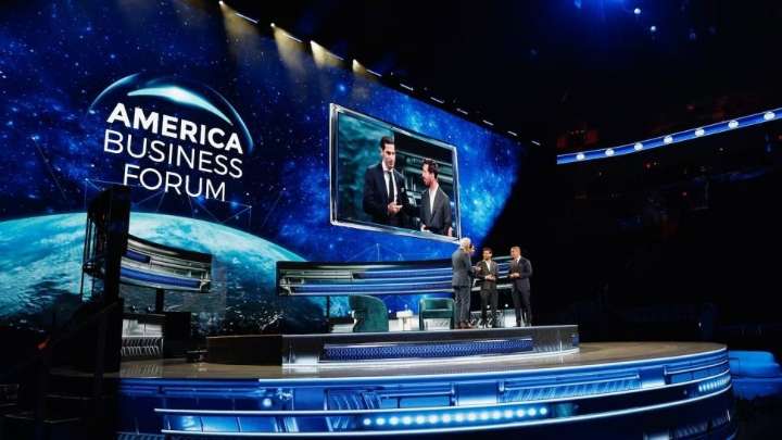 Javier Milei llegó a Miami para participar del American Business Forum